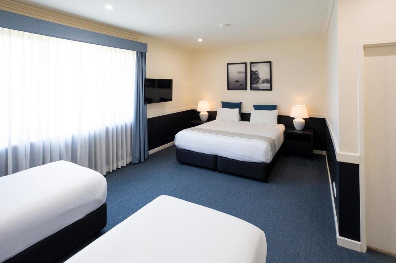 Hawkesbury Race Club Motel Windsor Ngoại thất bức ảnh